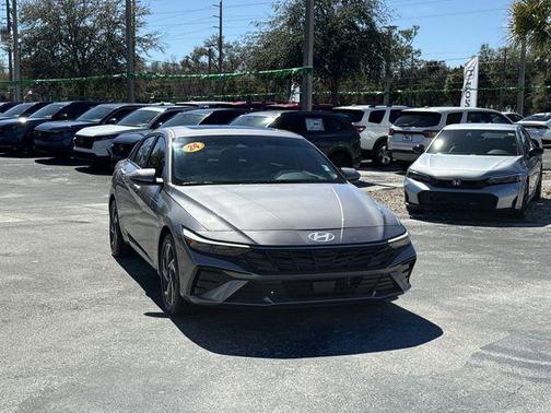 2024 Hyundai ELANTRA HEV Limited