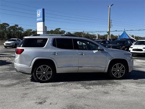 2018 GMC Acadia Denali