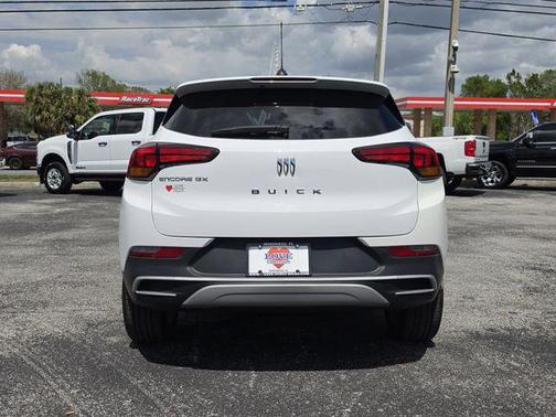 Summit White 2025 Buick Encore GX Preferred