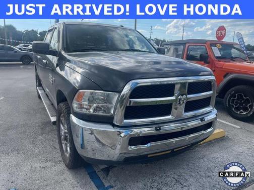2017 RAM 2500 SLT Crew Cab 4x2 6'4' Box