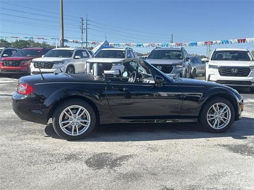 2011 Mazda MX-5 Miata Sport