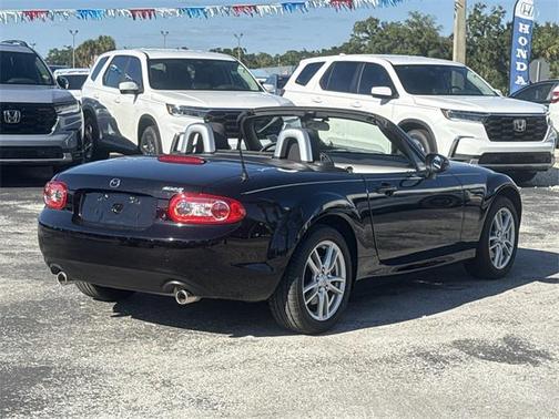 2011 Mazda MX-5 Miata Sport