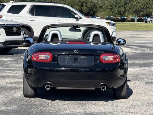 2011 Mazda MX-5 Miata Sport