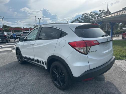 2022 Honda HR-V EX