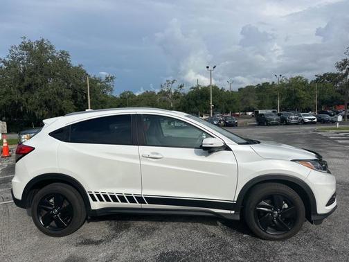2022 Honda HR-V EX