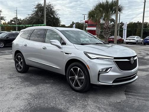 2022 Buick Enclave FWD Essence