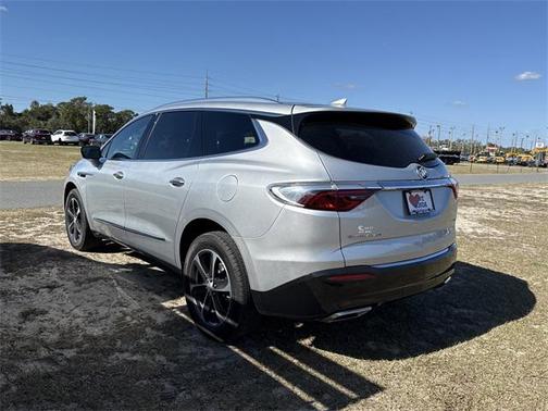 2022 Buick Enclave FWD Essence