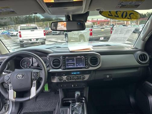 2022 Toyota Tacoma SR5