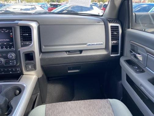 2018 RAM 2500 Big Horn Crew Cab 4x4 6'4' Box