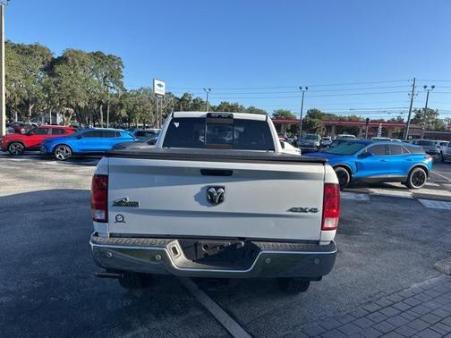 2018 RAM 2500 Big Horn Crew Cab 4x4 6'4' Box