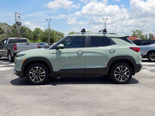 Cacti Green 2026 Chevrolet Trailblazer LT
