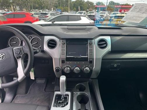 2015 Toyota Tundra SR5