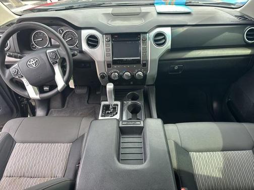 2015 Toyota Tundra SR5