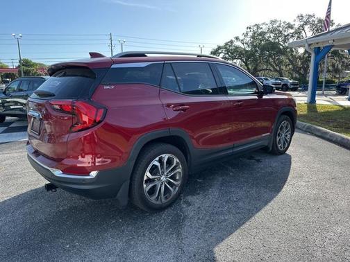 2020 GMC Terrain SLT
