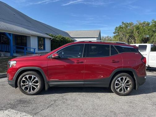 2020 GMC Terrain SLT