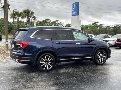 Obsidian Blue Pearl 2019 Honda Pilot Touring 8-Passenger