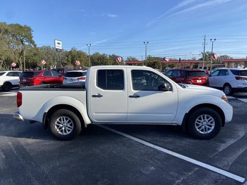 Glacier White 2016 Nissan Frontier SV