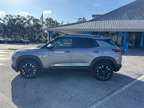 Sterling Gray Metallic 2023 Chevrolet Trailblazer LT
