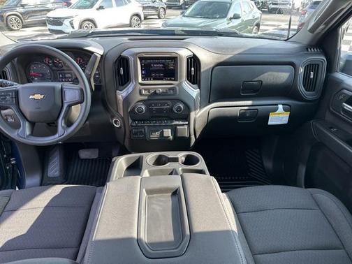 2025 Chevrolet Silverado 2500 Custom