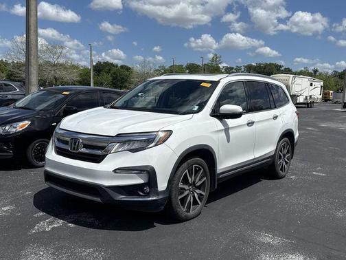 Platinum White Pearl 2020 Honda Pilot Touring 8-Passenger