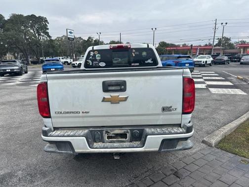 2017 Chevrolet Colorado LT