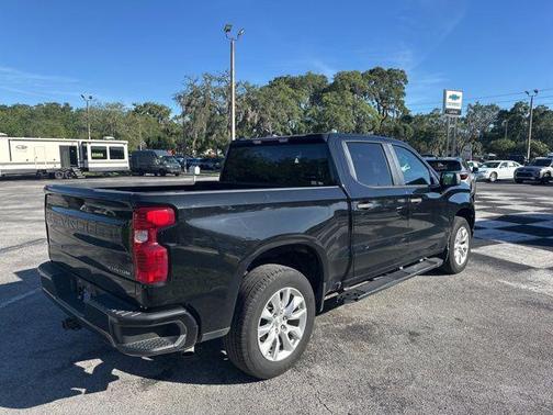 Black 2022 Chevrolet Silverado 1500 Custom