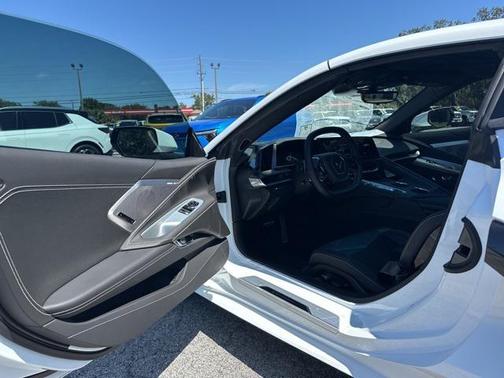 2026 Chevrolet Corvette Stingray w/2LT