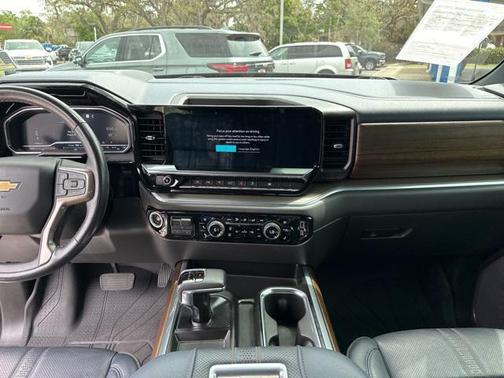2022 Chevrolet Silverado 1500 High Country