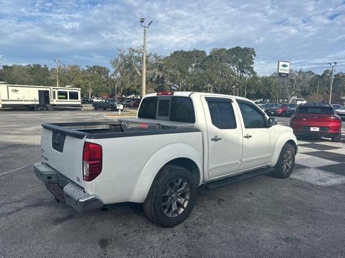 2015 Nissan Frontier SL