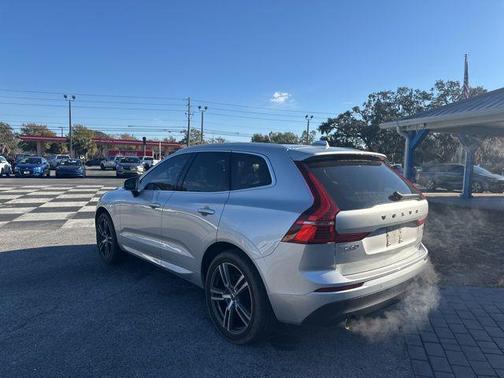 2020 Volvo XC60 T5 Momentum