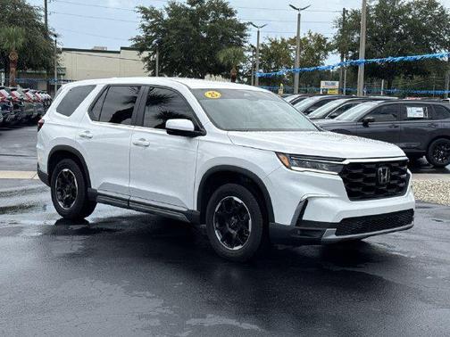 Platinum White Pearl 2025 Honda Pilot EX-L