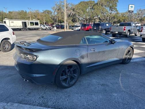 2021 Chevrolet Camaro RWD Convertible LT1