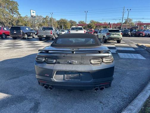 2021 Chevrolet Camaro RWD Convertible LT1