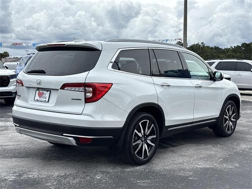 2021 Honda Pilot Touring 8-Passenger