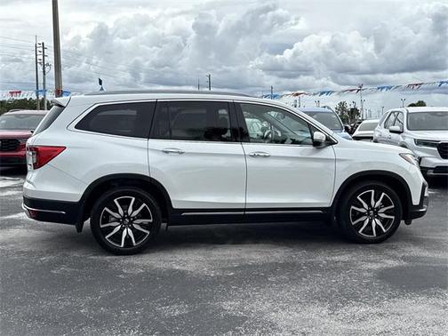 2021 Honda Pilot Touring 8-Passenger