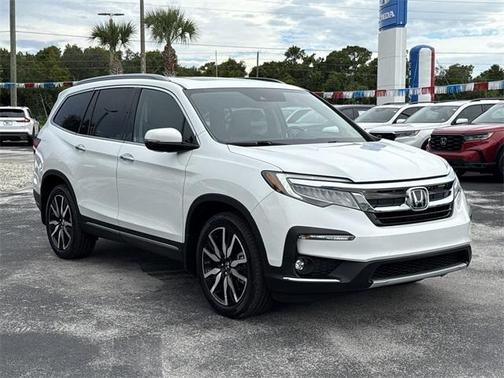 2021 Honda Pilot Touring 8-Passenger