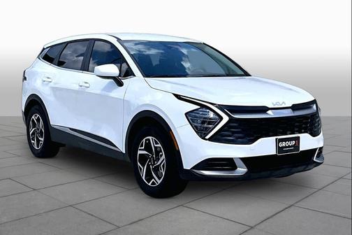 Snow White Pearl 2024 Kia Sportage LX