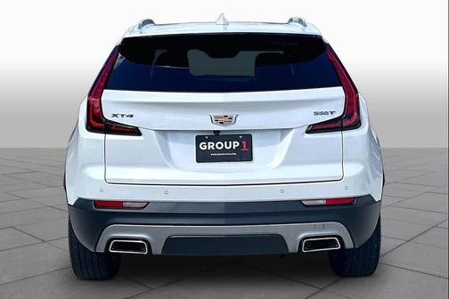 Crystal White Tricoat 2023 Cadillac XT4 Premium Luxury