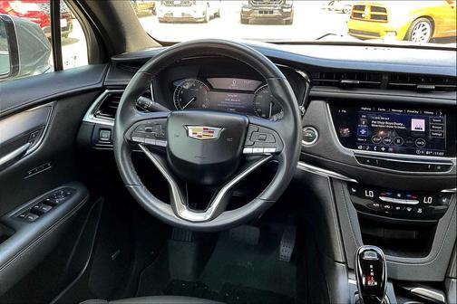 2023 Cadillac XT6 Luxury FWD