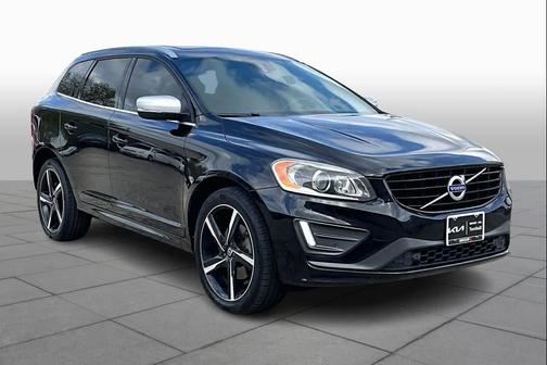 2016 Volvo XC60 T6 R-Design