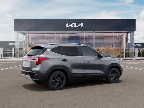 Gray 2026 Kia Seltos EX