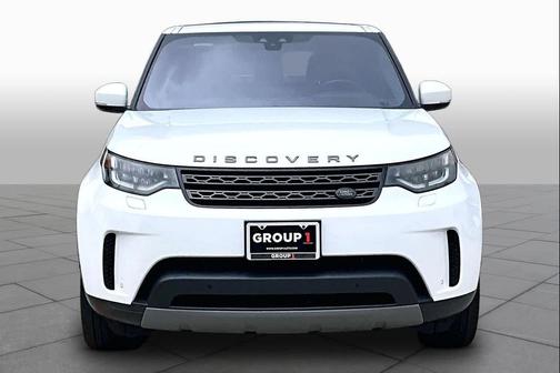 Fuji White 2019 Land Rover Discovery SE