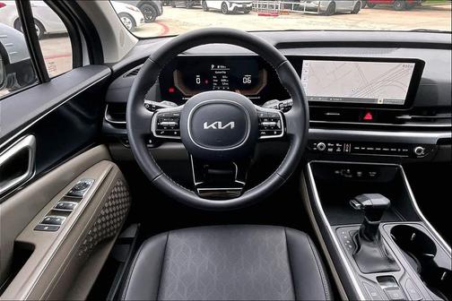 Snow White Pearl 2026 Kia Carnival LXS