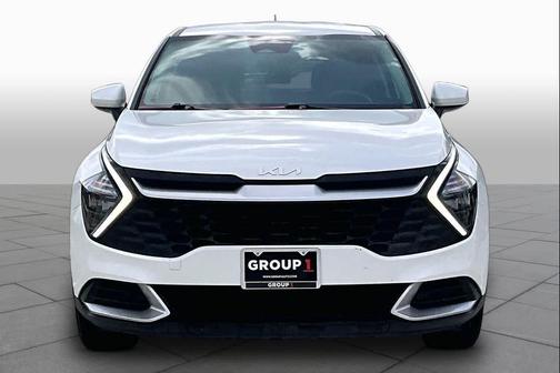 Snow White Pearl 2023 Kia Sportage LX