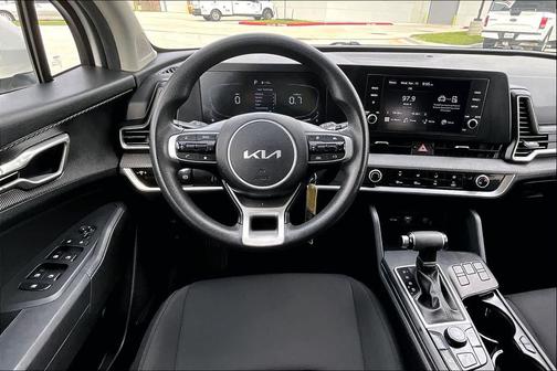 Snow White Pearl 2023 Kia Sportage LX