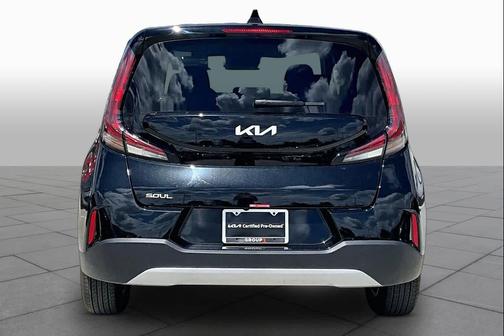 Fusion Black 2025 Kia Soul LX