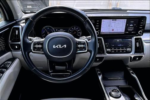 Snow White Pearl 2022 Kia Sorento Hybrid S