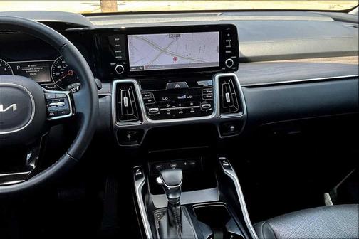 2023 Kia Sorento S