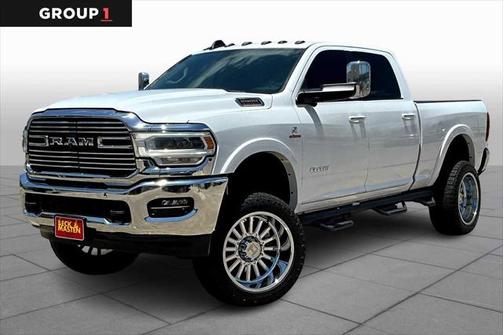 2022 RAM 2500 Laramie Crew Cab 4x4 6'4' Box