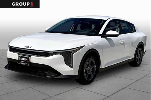 Snow White Pearl 2025 Kia K4 LXS